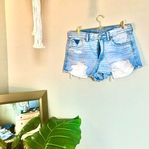 American Eagle Vintage High-Rise Festival Shorts